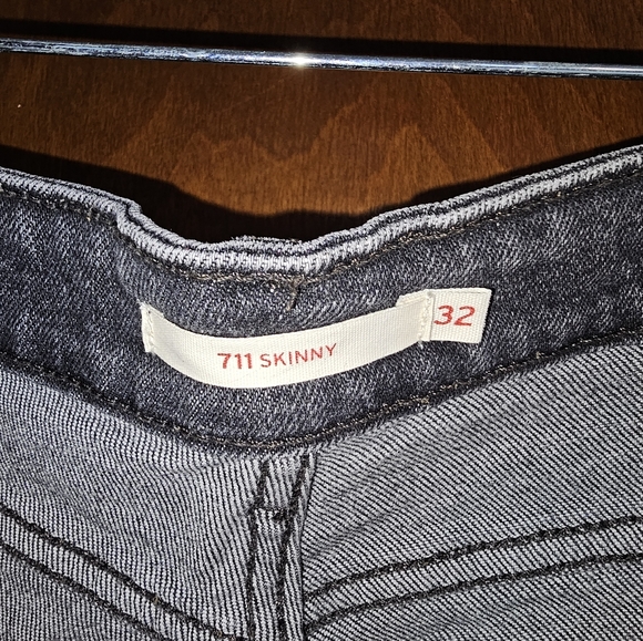 Levi's 711 black skinny jeans - Picture 3 of 3